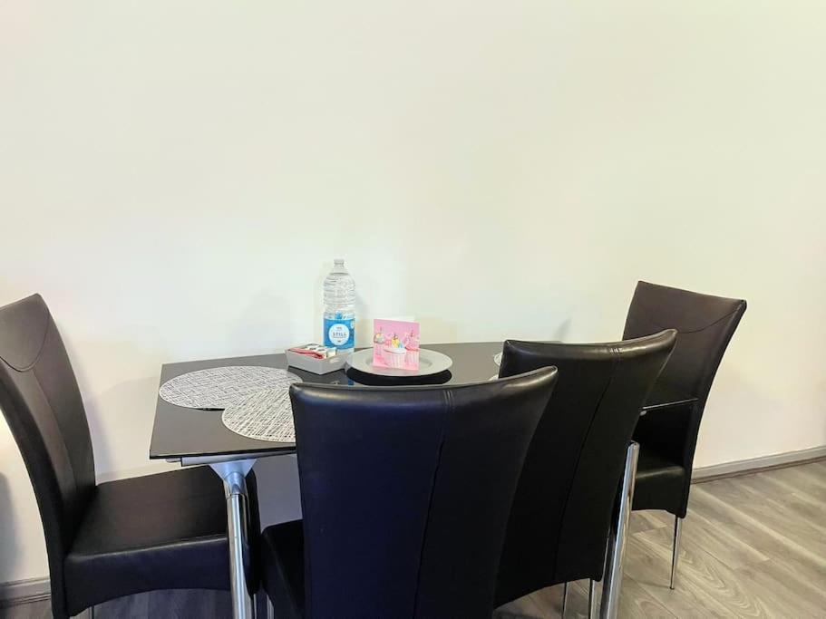 Lovely 3 Bed Ground Floor Apartment Near Qe Hospital Harborne Birmingham New Exteriör bild