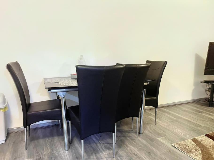 Lovely 3 Bed Ground Floor Apartment Near Qe Hospital Harborne Birmingham New Exteriör bild