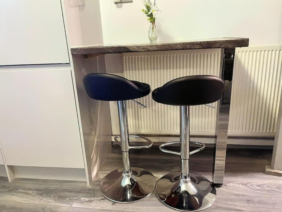 Lovely 3 Bed Ground Floor Apartment Near Qe Hospital Harborne Birmingham New Exteriör bild